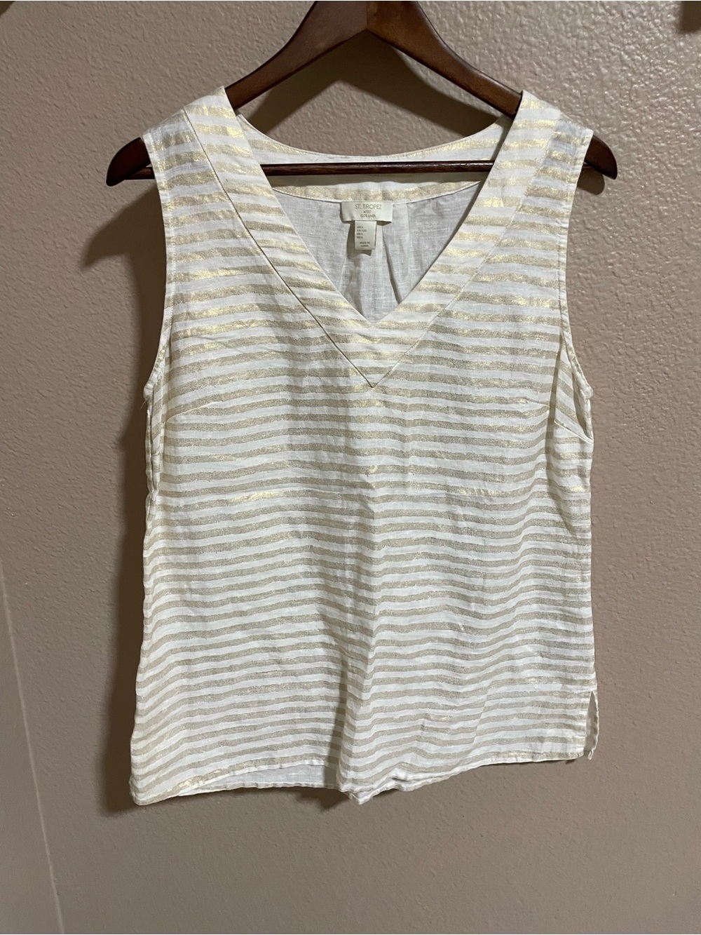 St. Tropez linen Tank Top with Metallic Gold Stripes V-Neck